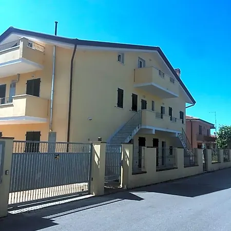 Gigi' 3*